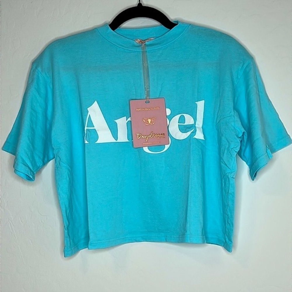 Daydream Nation Size XS/S Oversized w Cropped Fit “Angel” Statement T-shirt NWT